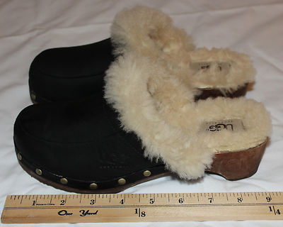 UGG Australia Clogs Size US 5 Leather Model 5491 Black