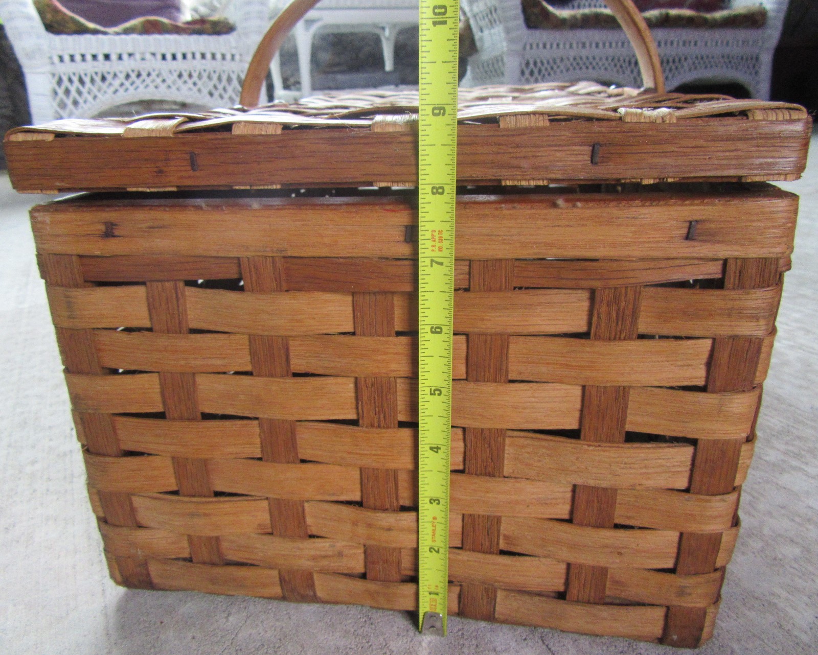 Split Oak Picnic Basket Very Nice Condition Ozark Made ???