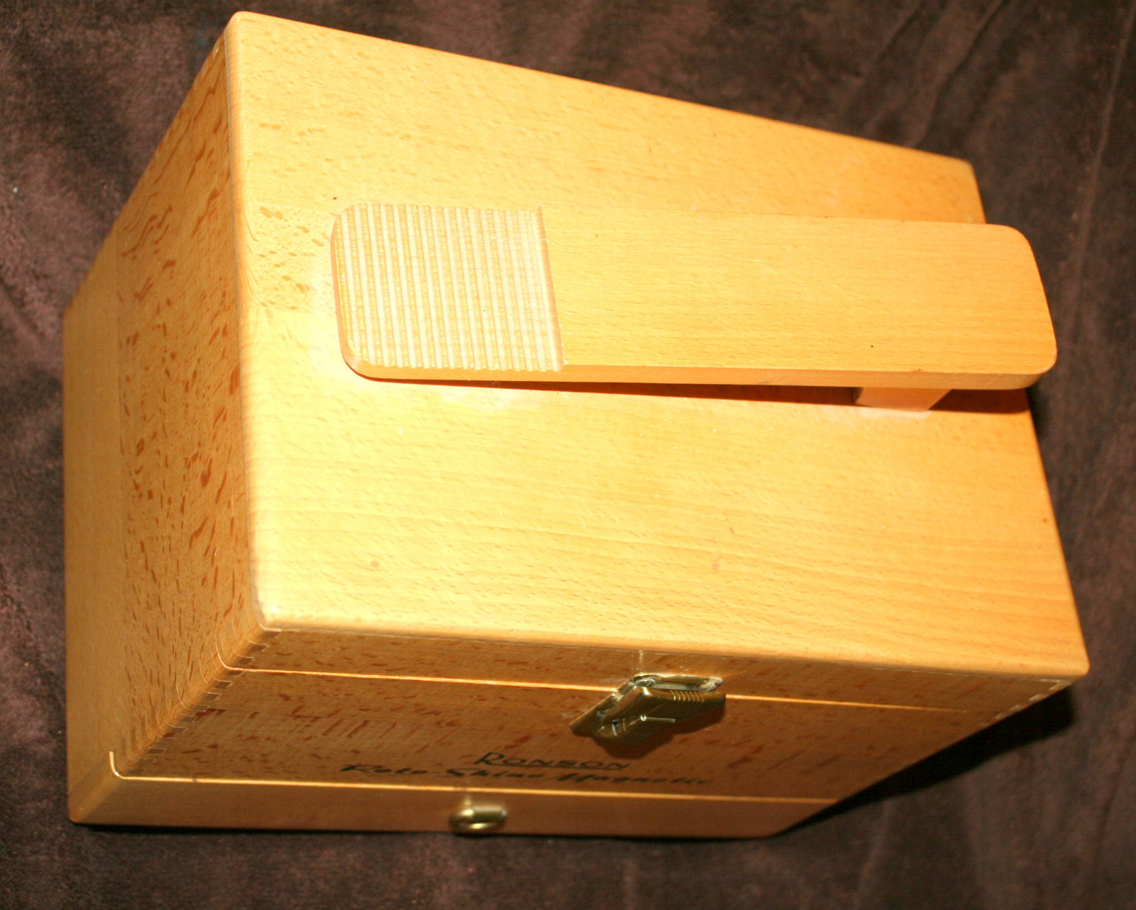 Ronson Roto-Shine Magnetic Shoe Shine Kit w/ Box Electric Shoe Polisher FLAWLESS