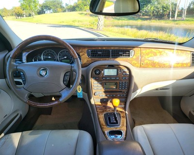 image 5 of interior