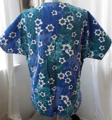 Working Scrubs Floral Scrubs Top Blue Size M