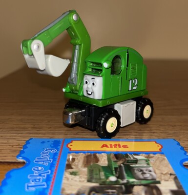 ALFIE THOMAS FRIENDS TRAIN TAKE Along N Play ! COLLECTOR CARD 2004