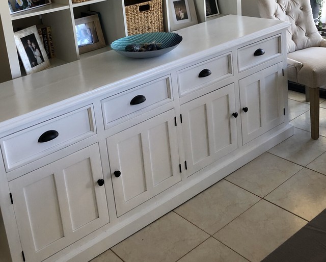 hamptons buffet table