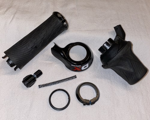 Sram XO シフタートリガーフロント 2S Carbon Cover Sram XO シフタートリガーフロント 2S Carbon Cover Sram XO