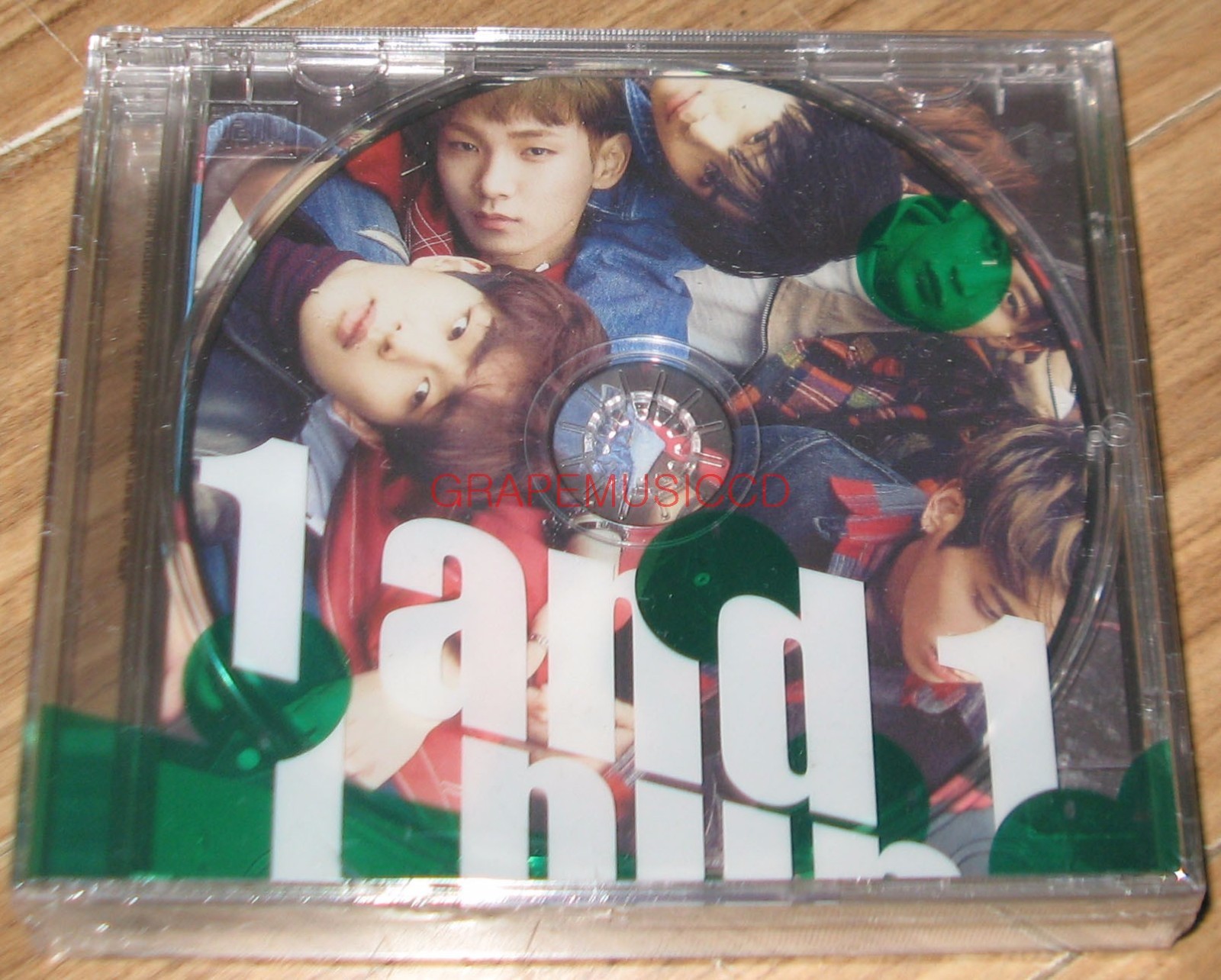 Shinee 1and1 1 And 1 5th Album Repackage 2 Cd Photocard Poster In Tube Case