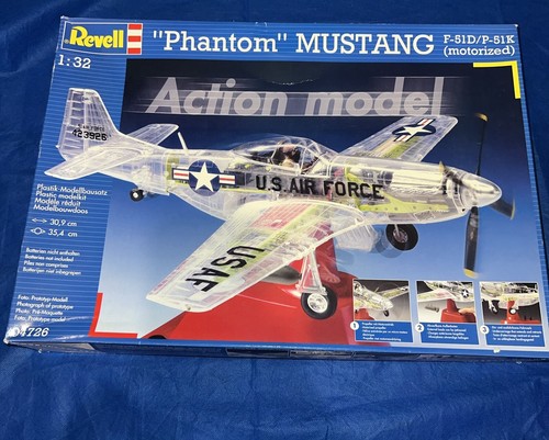 航空機・ヘリコプター Revell P-51D-15-NA Mustang 1:32 Amazon.com: Revell 03838 P-51D-15-NA Mustang Late Version 1