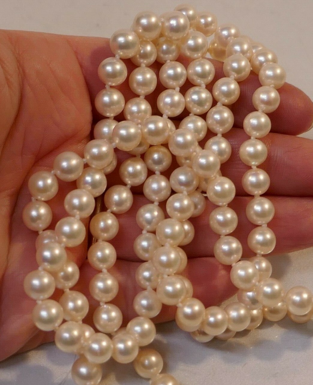 Vintage Lady's 7.0 mm Pearl Necklace - 34