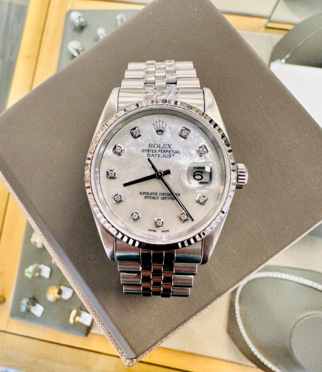 Rolex Datejust 16234 36mm MOP Diamond Dial 18k White Gold Rolex Datejust 16234 36mm MOP Diamond Dial 18k White Gold