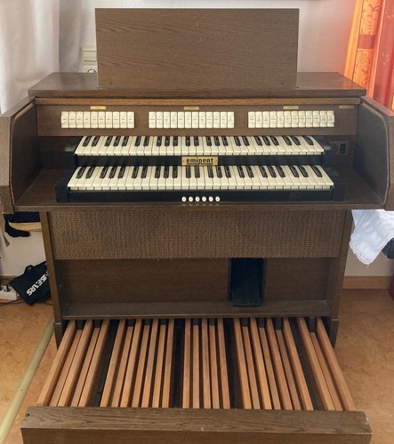Eminent Omegan 7900 Orgel gebraucht Sakralorgel