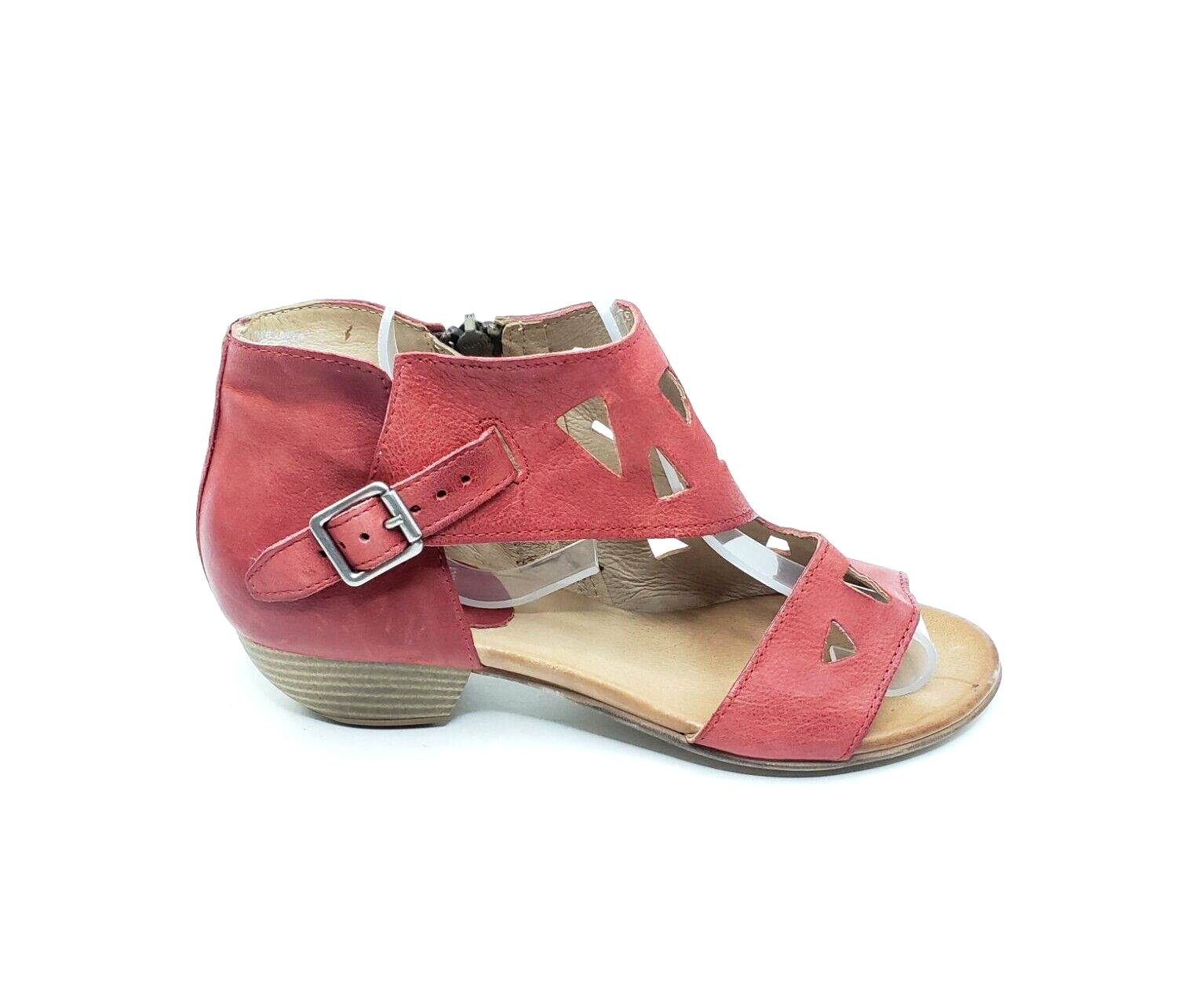 サンダル・ミュール Laser Cutout Leather Sandal Shoes Latitude Femme Laser Cutout Leather Sandal Shoes - Runway