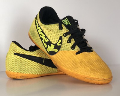 indoor soccer shoes size 5