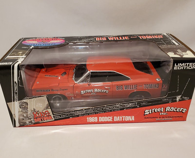 1969 Dodge Daytona Big Willie and Tomiko Street Racers Inc (Red) ERTL 1/18 L.E.