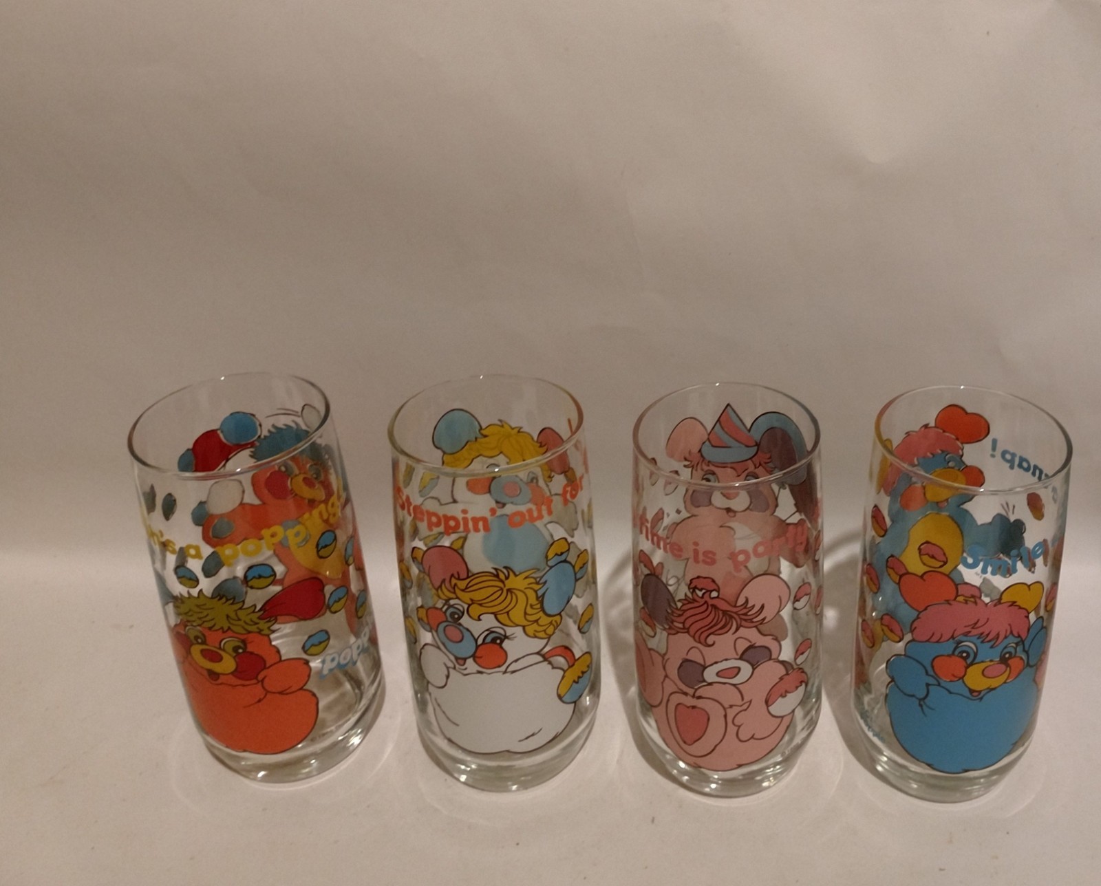 4 POPPLE PIZZA HUT Pink Blue White Orange Bears Hearts Drink Glass Collector SET