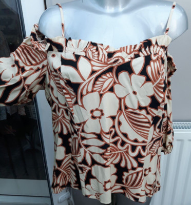 Tu Ladies Size 20 Patterned On Or Off The Shoulder Top BNWT
