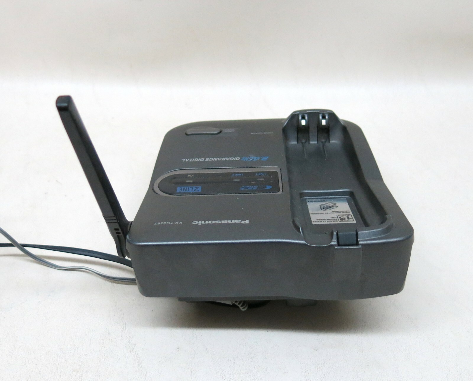 Panasonic KX-TG2267B 2.4GHz 2 Lines Digital Cordless Telephone Phone w Base & AC