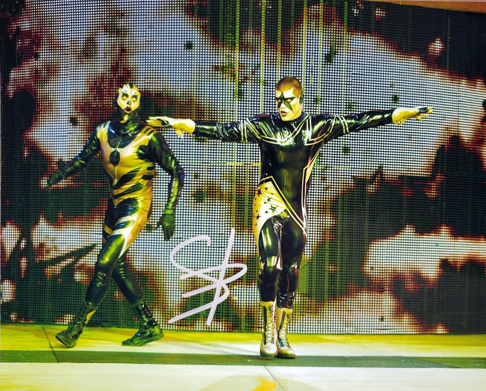 ●コーディ・ローデス●Cody Rhodes●サイン入ポスター●WWE Cody Rhodes signed 11x14 Photo (w/ JSA) – Signed By Superstars