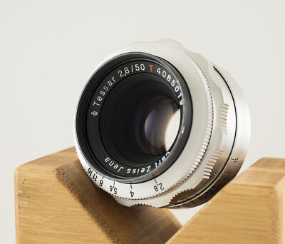 carlzeiss tessar 5cm f2.8 アダプター付き 玄人好みの沈胴フォルム Tessar 5cmF2.8。装着時は取り扱いに