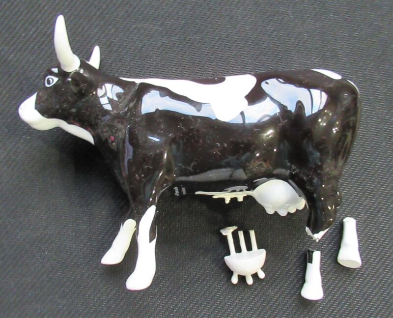Broken Cow Parade - MOOZART  # 9179 Westland Giftware - No Box or Tag