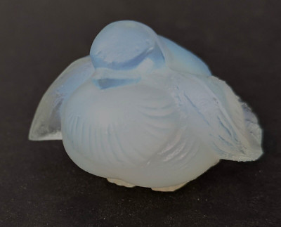 2 ''  (5 cm) Sabino France Miniature Bird, Sparrow, Figurine Opalescent