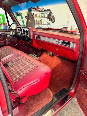 image 2 of interior
