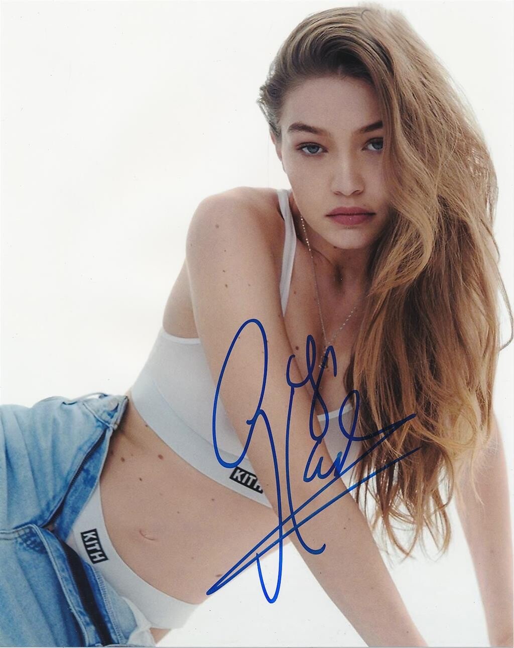 ジジ・ハディッド直筆サイン入り超大型写真…Gigi Hadid… Gigi Hadid- Signed Photograph (Model) | eBay