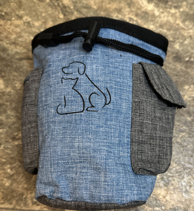 Pet Dog Treat Training Treat Pouch with Built-in Poop Bag Dispenser Belt Clip