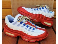 air max 95 doernbecher 2011