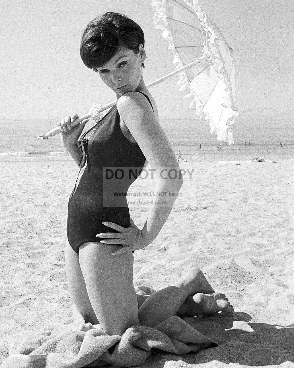 Actress Yvonne Romain Pin Up 8x10 Publicity Photo Ep 757 Actors People
