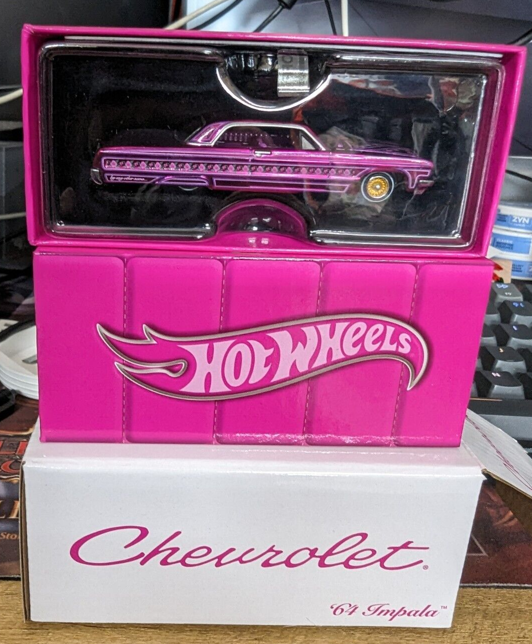 Rlc '64 Chevrolet Impala Lowrider Rose N One 6755/20000 Pink
