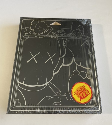 KAWS 作品集 KAWS TIME OFF FAMILY SHELTER Limited Edition Prints | Hypebeast