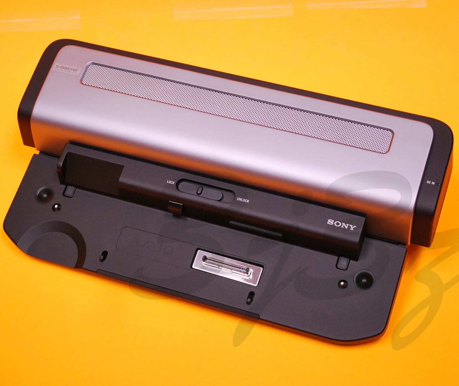 分配器・切替器 VAIO Type-C Docking Station VJ8PRA2 VAIO VJ8PRA2 Type-Cドッキングステーション 分配器・切替器