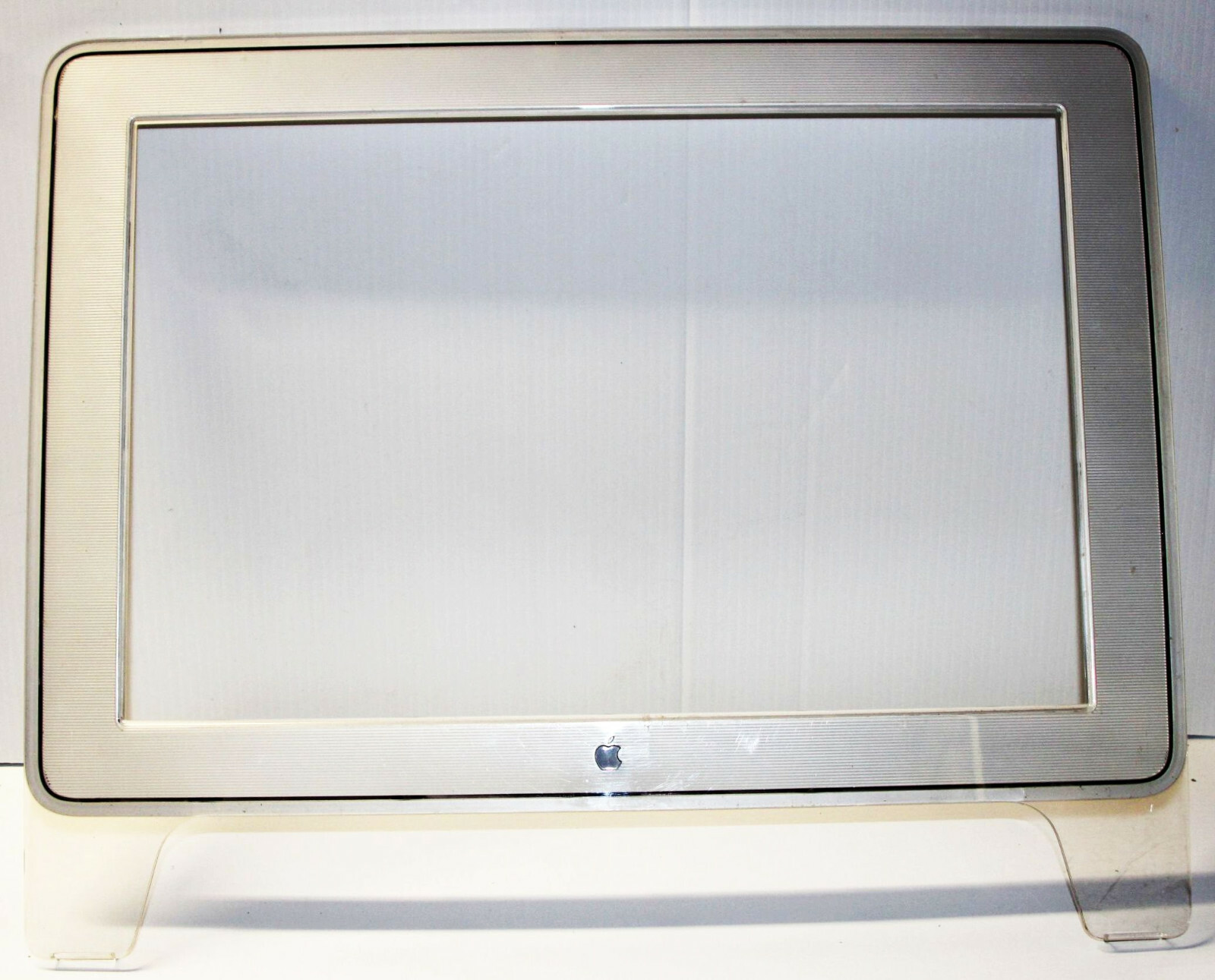 Apple Cinema Display 22インチ　液晶モニター　ADC端子 Apple Cinema Display 22インチ 液晶モニター ADC端子 Apple