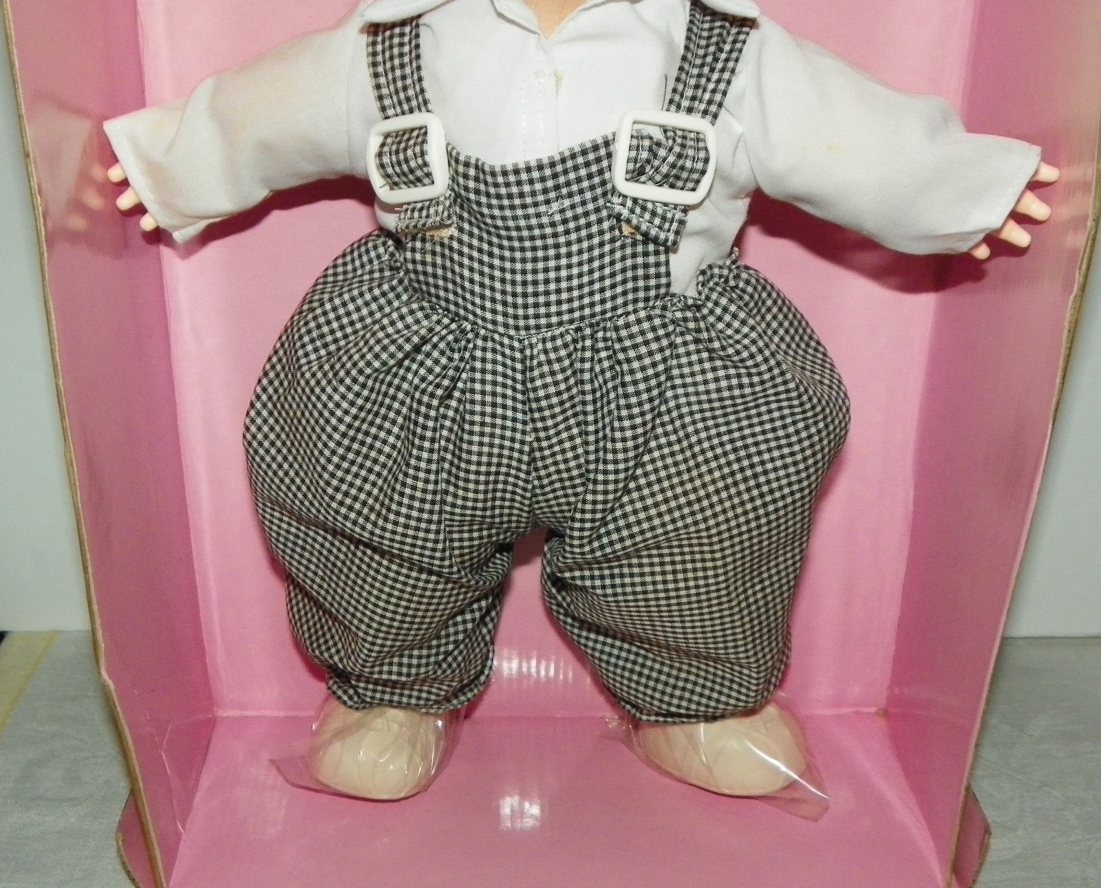 Uneeda Baby I See You Doll Dolly in Original Box Unplayed With New Old Stock