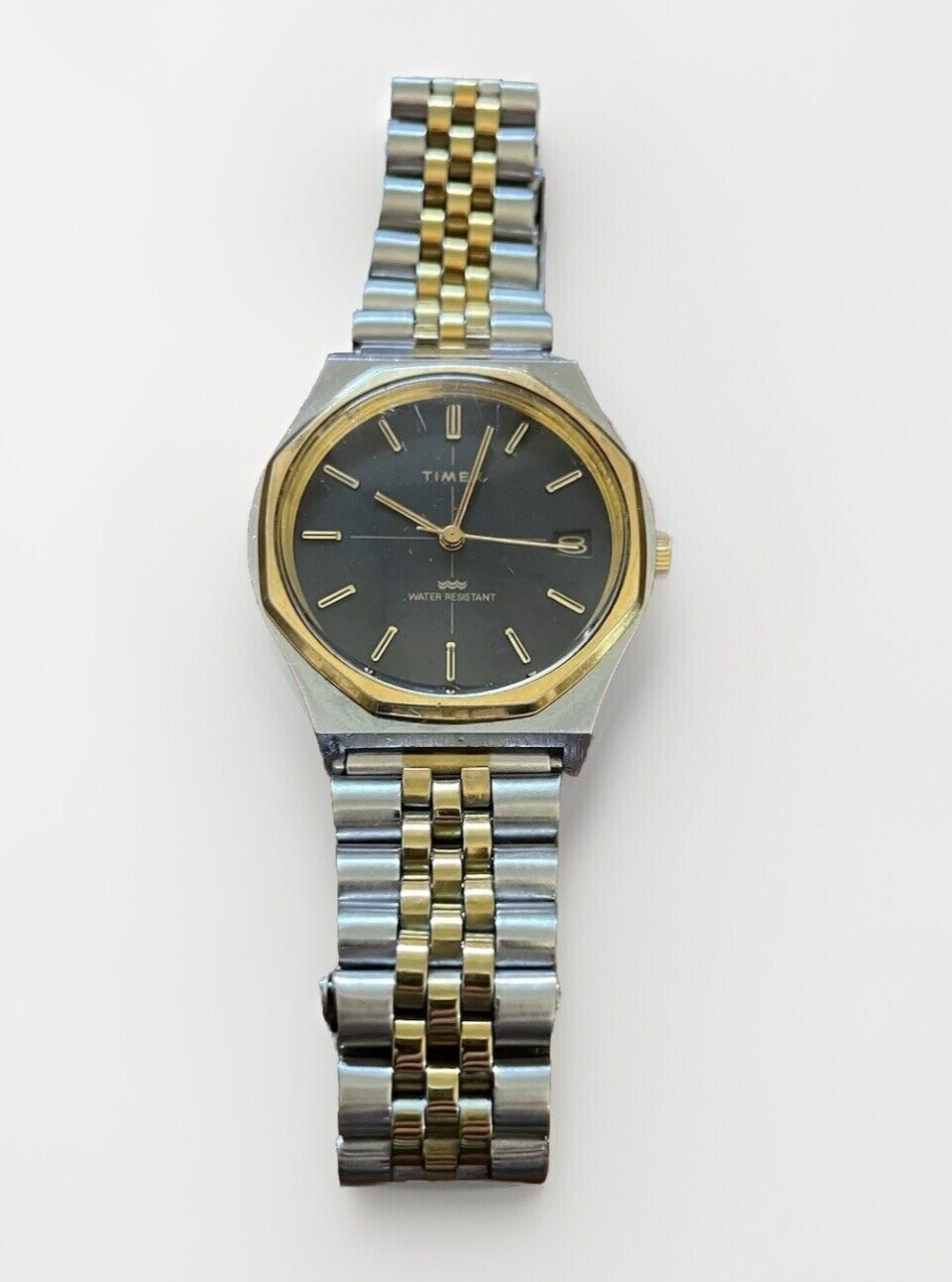 Timex × Todd Snyder Marlin Automatic 38㎜ The Todd Snyder x Timex Marlin in Olive is the Best One Yet