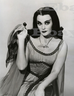 Yvonne De Carlo 2 Actress, singer, dancer 8X10 Photo Reprint