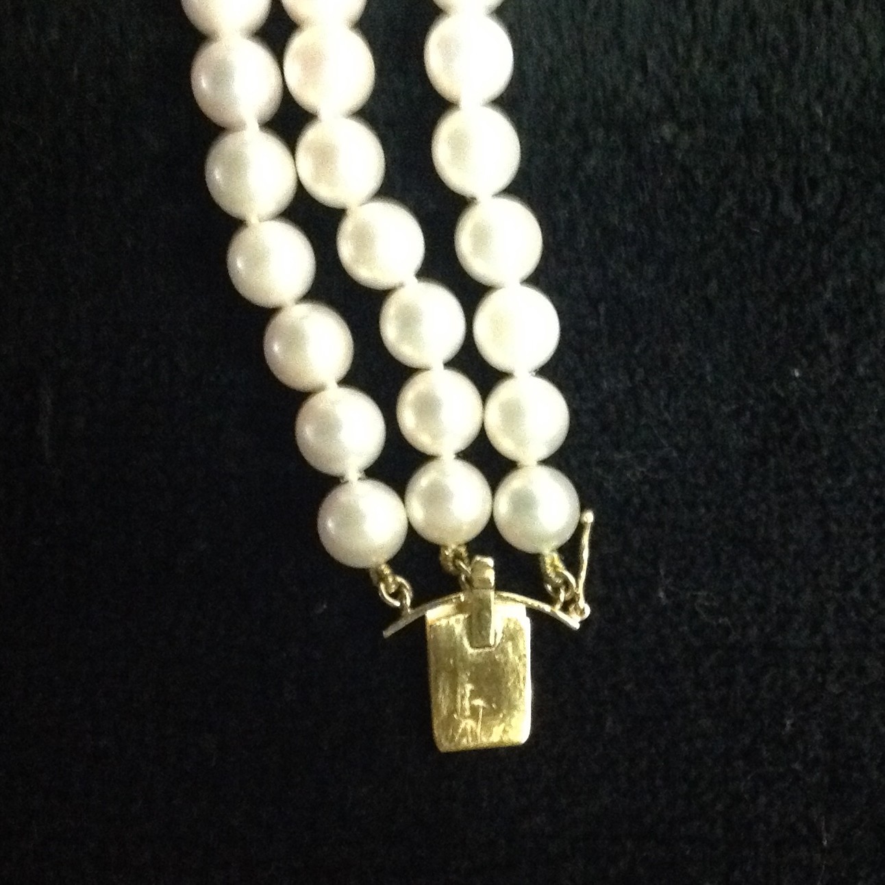 Cultered Pearl Necklace with 14K Gold Clasp