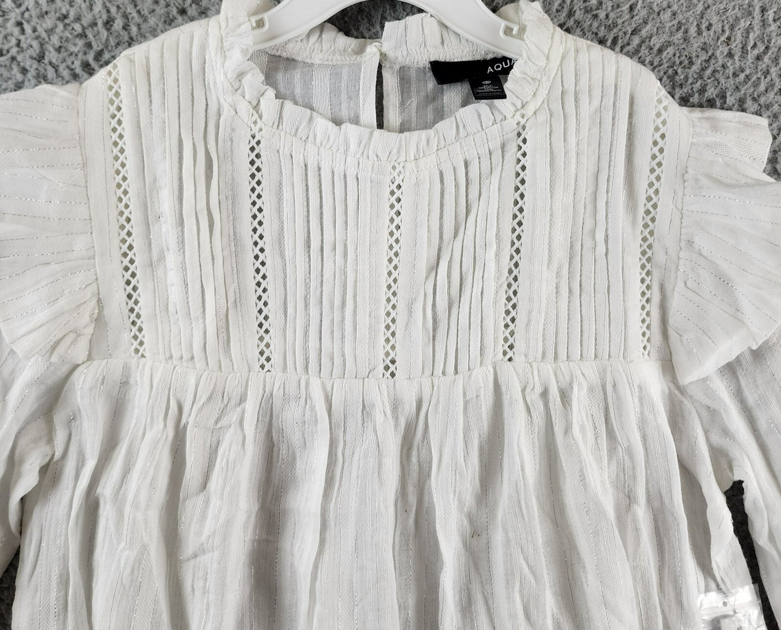 AQUA Pleated Blouse Women's XS White Ruffle Long Sleeve Button Back Closure - Picture 4 of 14