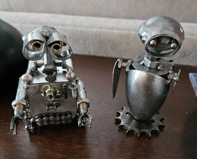 Wall-E & EVE Hand Crafted Recycled Metal Art Sculpture