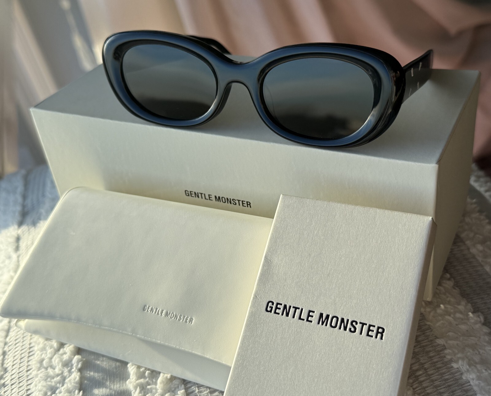 ジェントルモンスター サングラス MM004 Gentle Monster MM004-01 Sunglasses – SVRN