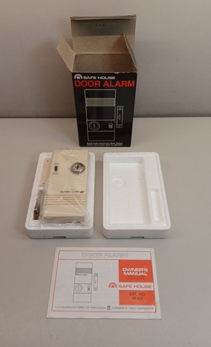 Safe House Electronic Door Alarm Key Switch 49-421A Solid State Radio Shack