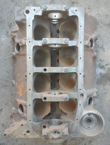 37ページ 1962 Corvette 327 360hp FI 3782870 870 Block J-3-1 .030