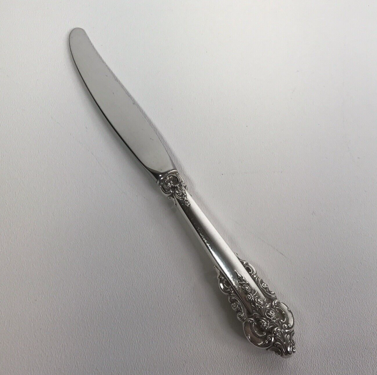 Wallace Grand Baroque Sterling Silver Dinner Knife 8 3/4”