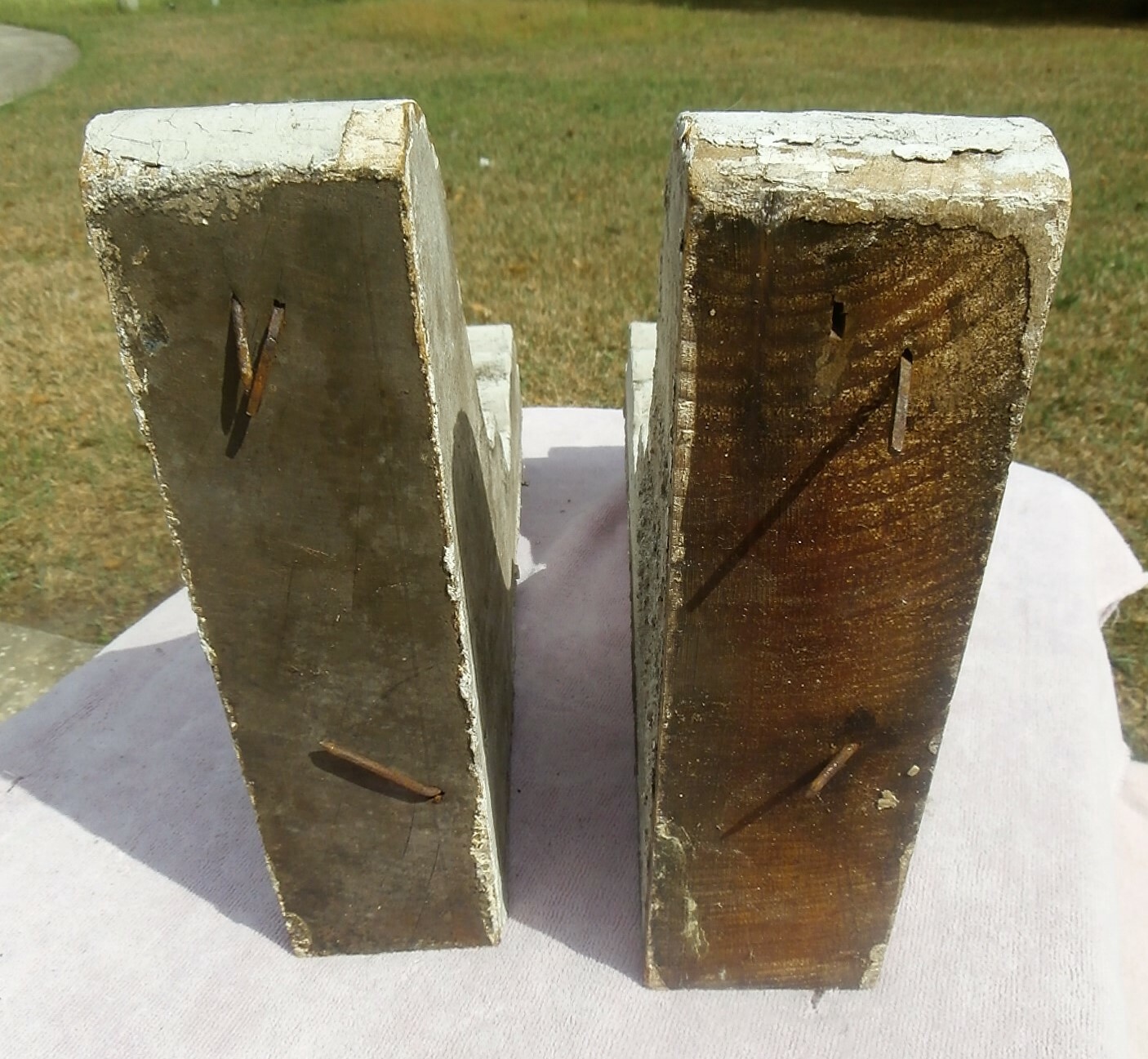 2 Vintage Architectural Wood Corbels Supports – Both for