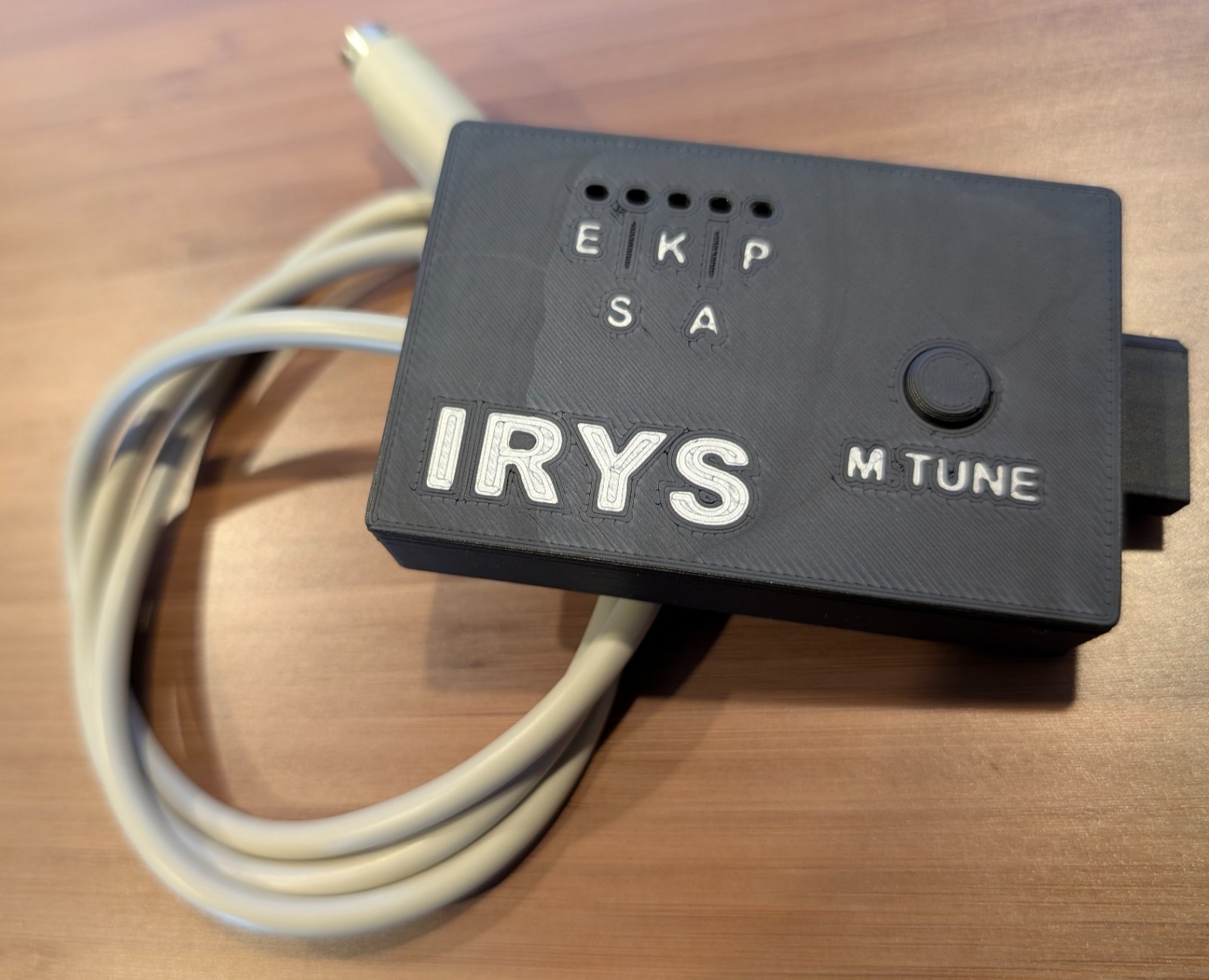 Yaesu to Icom/LDG tuner active converter interface adapter