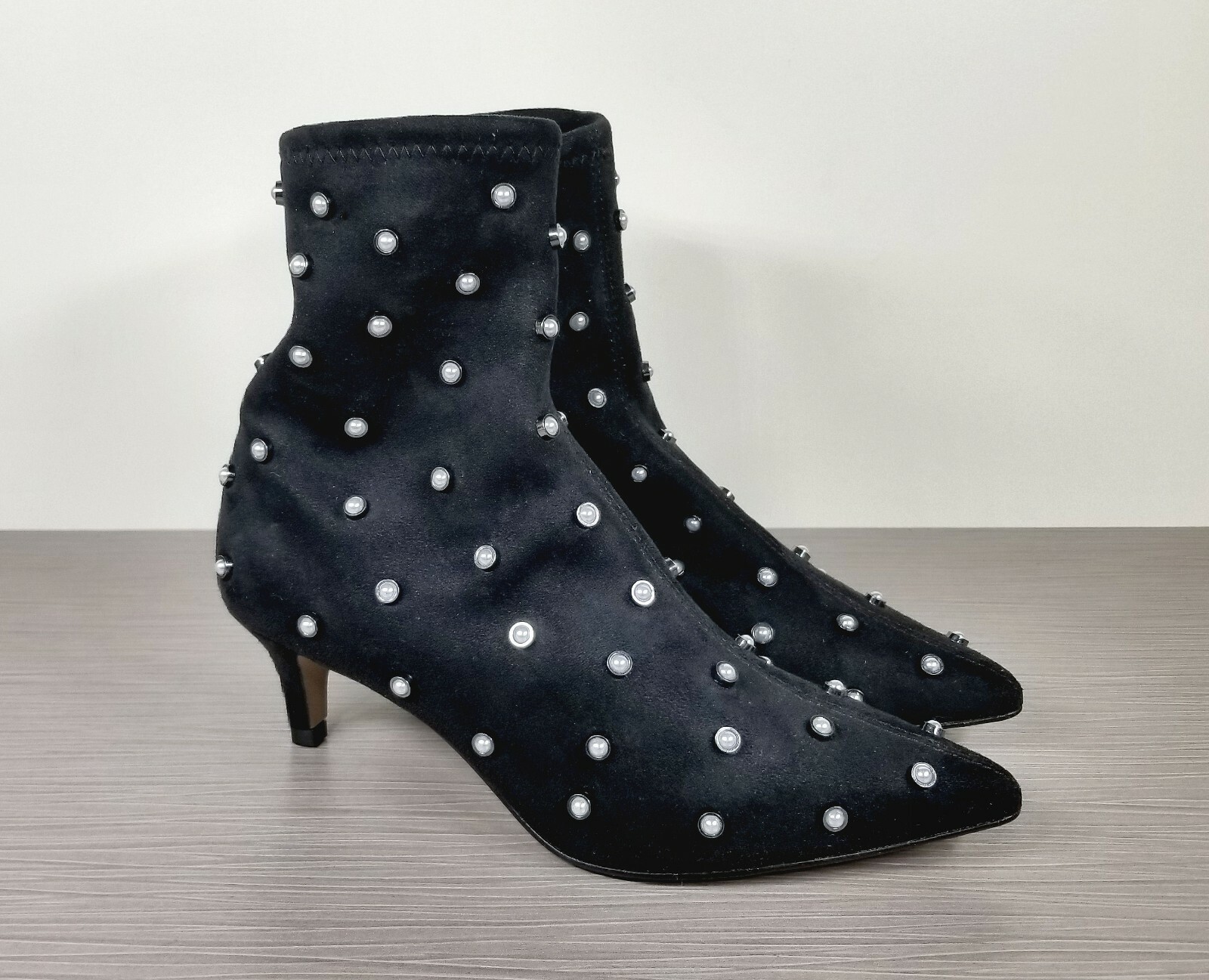 Louise et Cie Pearl Embellished Vachel 3 Bootie, Black, Womens Size 5.5 M / 36