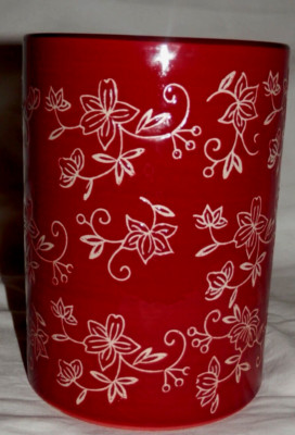 Temptations by Tara  Old World Floral Lace 6  Utensil Holder/Canaster Red/White