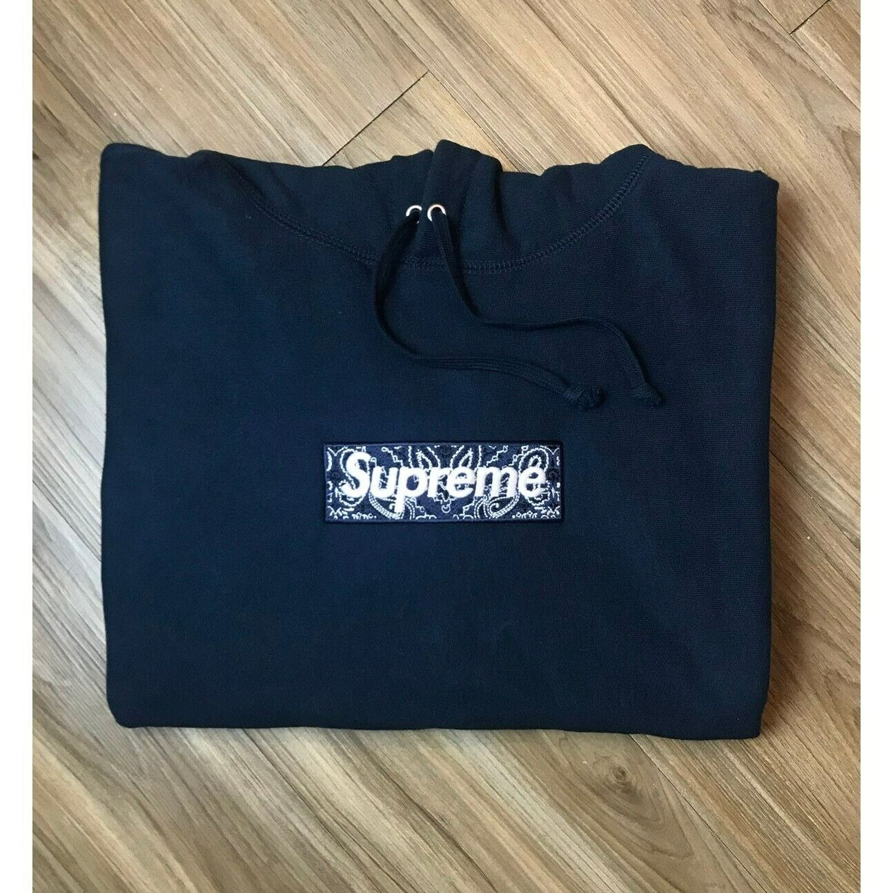 Supreme Bandana Box Logo Hooded Sweatshirt | eBay Supreme Bandana Box Logo Hooded Sweatshirt | eBay