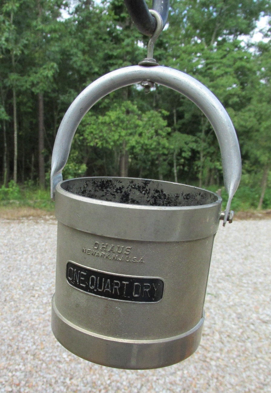 OHAUS GRAIN ELEVATOR BUCKET ONE QUART DRY WITH HANDLE & HOOK NEWARK N.J.