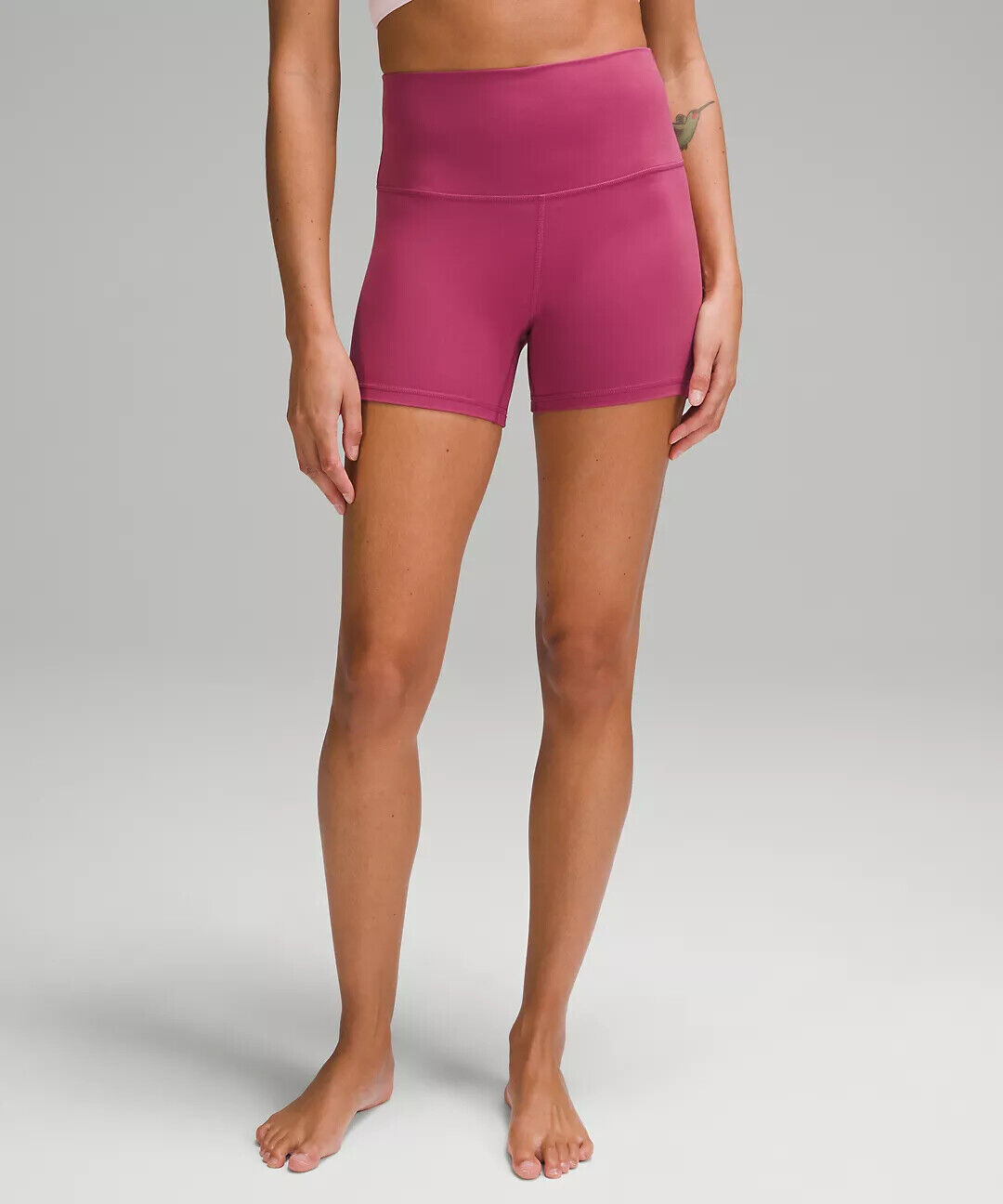 LULULEMON ALIGN HIGHRISE SHORTS 4 LULULEMON ALIGN HIGHRISE SHORTS 4