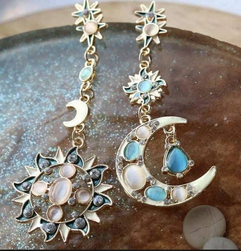 US Seller Betsey Johnson Sun & Moon Crystal Dangle Earrings Multi-color